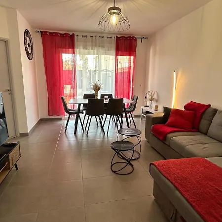 Rez De Jardin 5 Pers, *